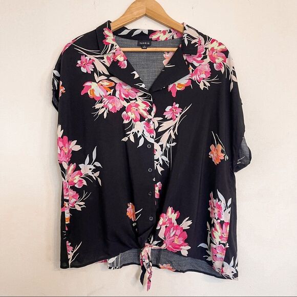 Torrid Black Floral Challis Tie Front Midi Dolman Blouse Size 1 - Picture 2 of 8